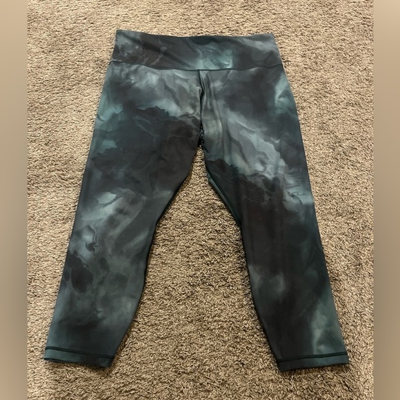 Athleta Pants - Athleta Women's Elevation Printed 7/8 Tight Green Marble
